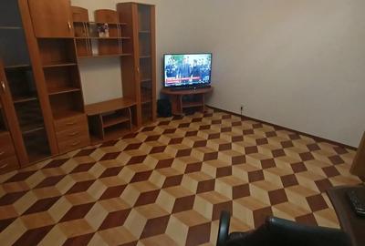 Cu Centrala+Clima,Decomandat,Apartament 3 Camere,La 1 Km de Complexul Studen?esc,Liber - 2