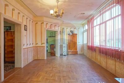 Casă cu 3 camere cu Teren 2134 Mp în Cincu - 3