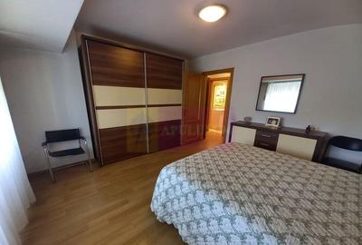 Apartament cu 4 camere decomandat în Central - 7