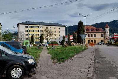 Apartament cu 2 camere decomandat în Central - 2