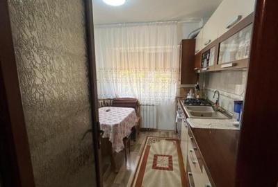 Apartament 3 camere str Victoriei 73mp - 8