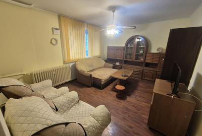 Garsonieră decomandată în Brâncoveanu