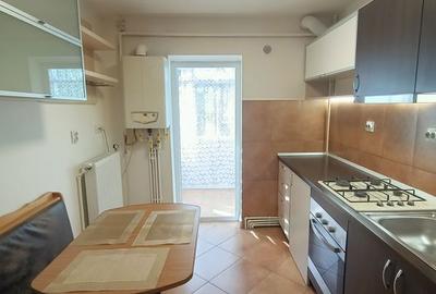 Apartament cu 2 camere decomandat, mobilat în Podu Roș - 3