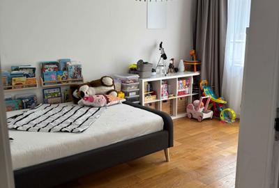 Apartament cu 3 camere semidecomandat în Florești - 3