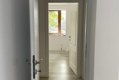 Apartament cu 3 camere decomandat în Central - 20