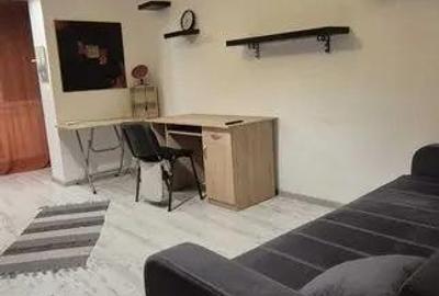 Garsoniera costin georgian-metrou la scara blocului-modern - 5