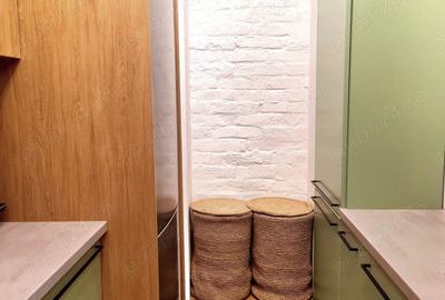 Apartament central de vanzare - 1