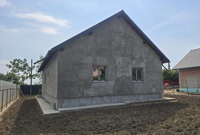 Casă cu 3 camere în Central - 14