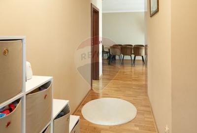 Apartament cu 3 camere semidecomandat, mobilat în Andrei Mureșanu - 9