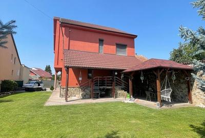 Casă cu 4 camere în Grădiște