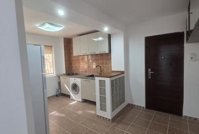 Apartament cu 3 camere semidecomandat în Central - 5