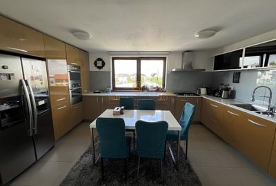 Apartament cu 5 camere semidecomandat, mobilat în Est - 4