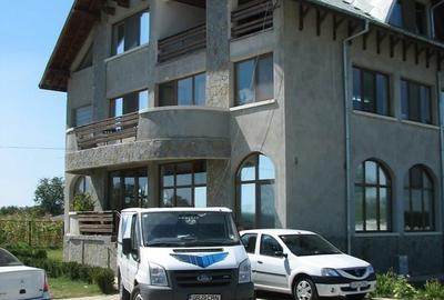 Casă cu 4 camere în Uiești - 3