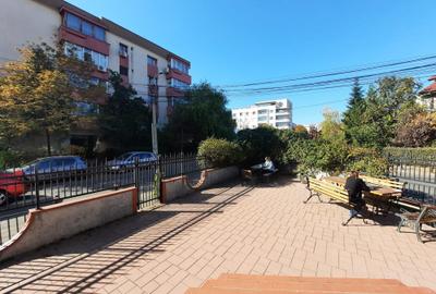 Spațiu comercial, de 1,000 mp, în Aviației - 3