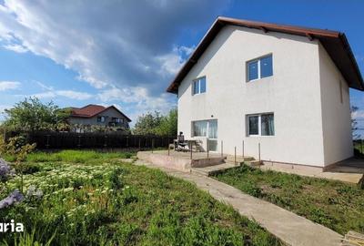 Casă cu 5 camere decomandat cu Teren 400 Mp în Sud - 13