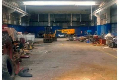 Inchiriere Hala zona Coresi - 2