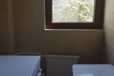 Iancului,Metrou,bl.1982,reabilitat,et.4/10,amenajata ,balcon,mobilata,utilata. - 3