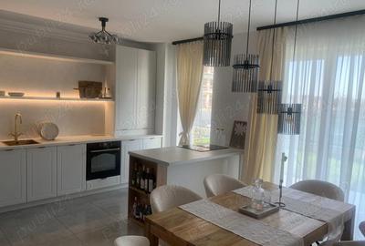 Apartament cu 2 camere decomandat în Central - 1