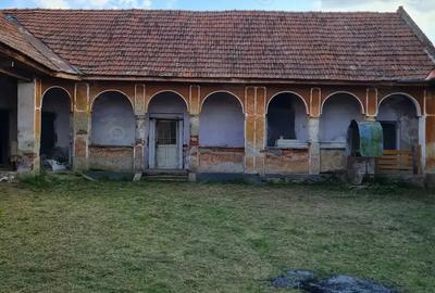 Casa veche in Sarbova. - 4