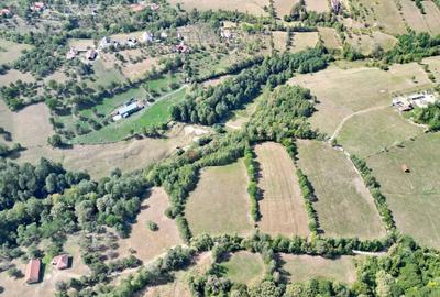 Teren intravilan, priveliste deosebita - 30