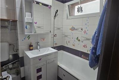 Apartament cu 2 camere semidecomandat în Berceni - 9