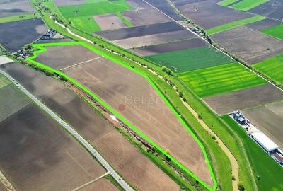 Teren de 126800 mp, în Stupini - 3