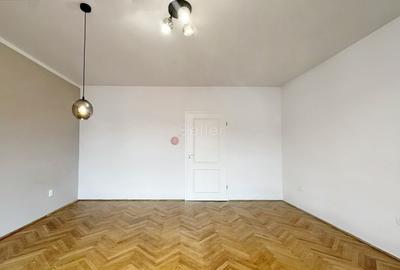 Apartament cu 3 camere decomandat, mobilat în Central - 12