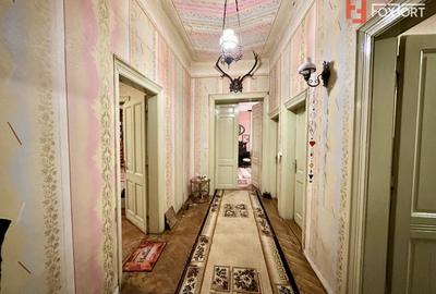 COMISION 0% Apartament cu 4 camere in cladire istorica - Piata Maria - 14