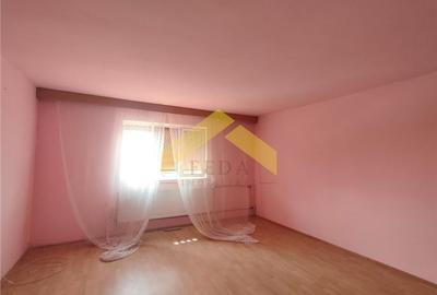 Casa de vanzare zona Aradul Nou - 4
