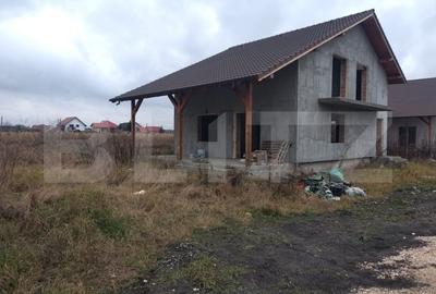 Casă individuală cu 4 camere cu Canalizare în Stupini - 4