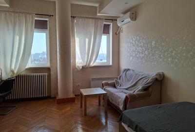 URGENT!, Dacia-Piata Spaniei, BLOC CONSOLIDAT, decomandata, NEGOCIABIL - 2