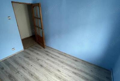 Apartament cu 3 camere semidecomandat în Central - 2