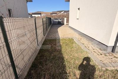 Casă cu 4 camere cu Teren 300 Mp în Burdujeni