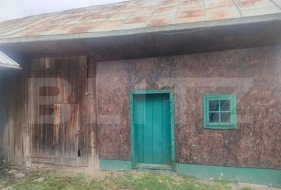 Casă cu 3 camere cu Teren 1500 Mp în Negostina