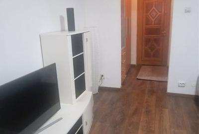 Garsonieră în 1 Mai - 2