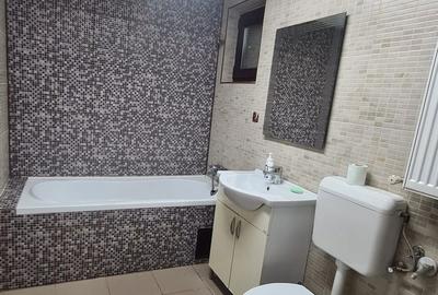 Casă cu 4 camere cu Canalizare în Orașul Nou - 11