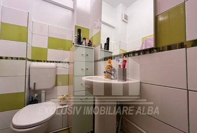 Apartament cu 4 camere decomandat, mobilat în Cetate - 3
