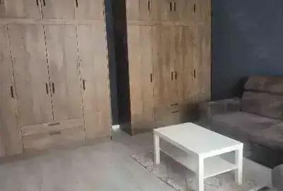 Garsonieră decomandată în Splaiul Unirii - 1