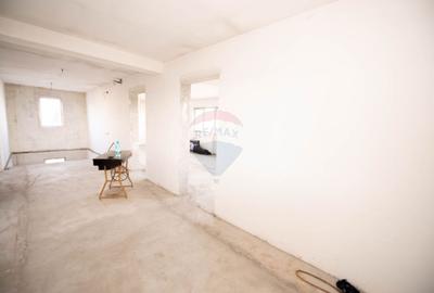 Casă cu 7 camere cu Teren 466 Mp în Singureni - 27