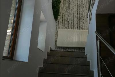 Casă cu 6 camere în Dacia - 4