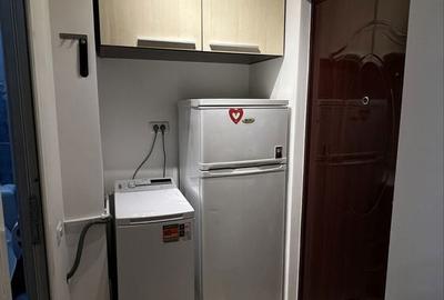 Garsonieră decomandată în CET - 3