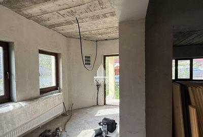 Casă cu 4 camere cu Teren 631 Mp în Ferneziu - 9