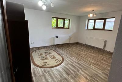 Casă de închiriat, 7 camere, 250 mp, Făget - 7