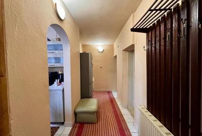 Casa potential: activitati comerciale, birouri, locuire multifamiliala,677 mp te - 4