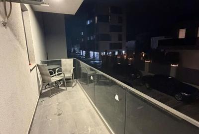 Apartament cu 2 camere decomandat, mobilat în Tomis Plus - 13