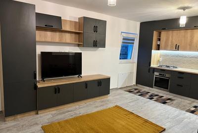 Apartament cu 2 camere decomandat în Apărătorii Patriei - 2