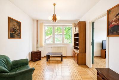 Apartament cu 4 camere decomandat în Central - 3