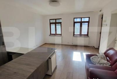 Spațiu comercial, de 40 mp, în Central