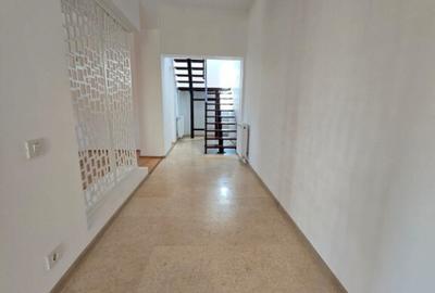 Casa moderna tip duplex - 3 camere - 2 bai - 410 mp teren - 8