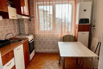 Inchiriez apartament cu 3 camere - 5